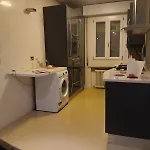 Inparma Ovest Apartment *