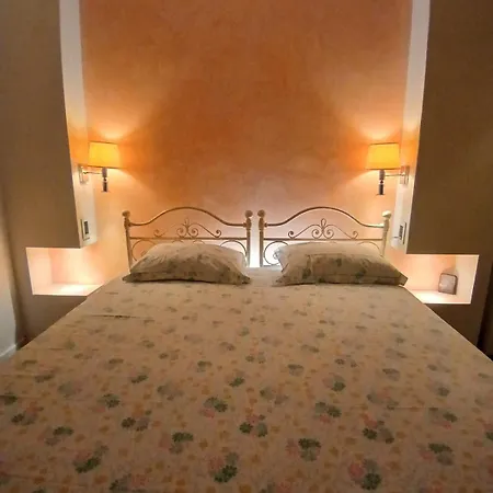 Inparma Ovest Apartment *