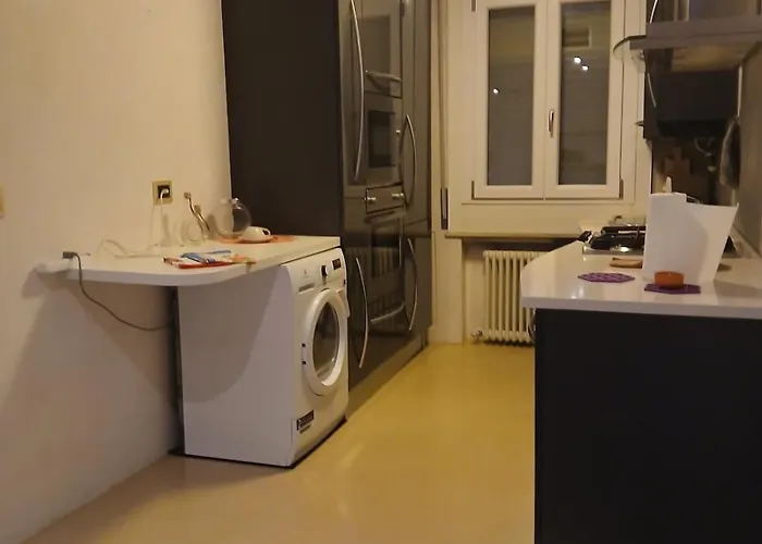 Inparma Ovest Apartment *